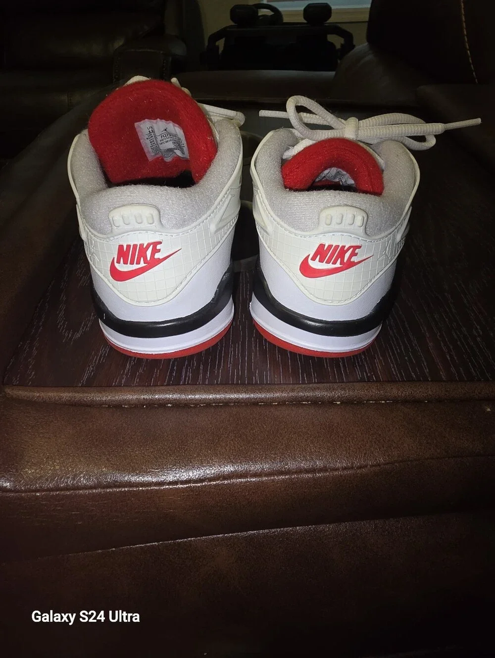 N/A authentic nike